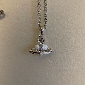 WHITE HEART ORB NECKLACE